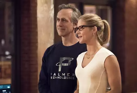Arrow - galeria zdjęć - filmweb
