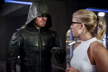 Arrow - galeria zdjęć - filmweb