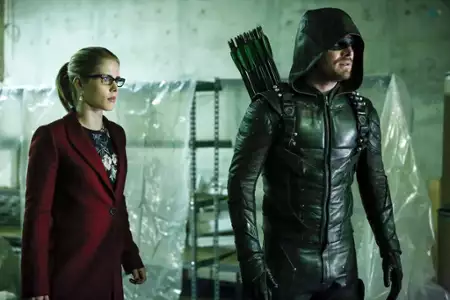 Arrow - galeria zdjęć - filmweb