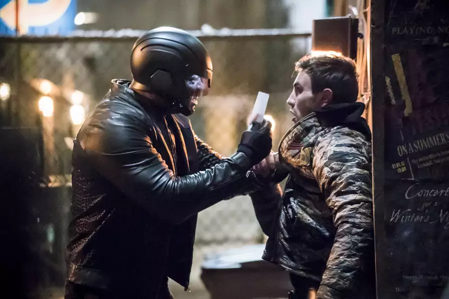Arrow - galeria zdjęć - filmweb