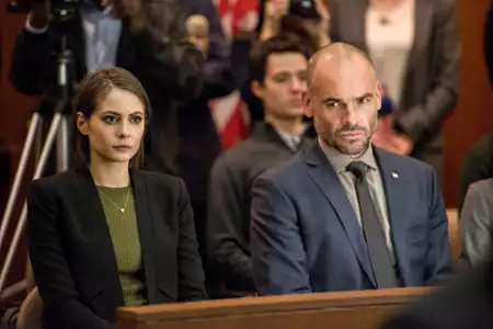 Arrow - galeria zdjęć - filmweb