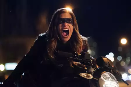 Arrow - galeria zdjęć - filmweb