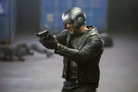 Arrow - galeria zdjęć - filmweb