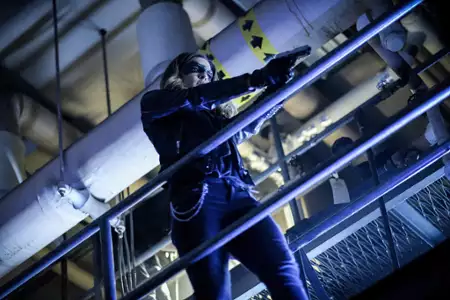 Arrow - galeria zdjęć - filmweb