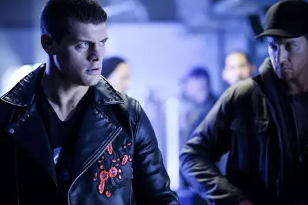 Arrow - galeria zdjęć - filmweb