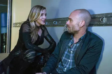 Arrow - galeria zdjęć - filmweb