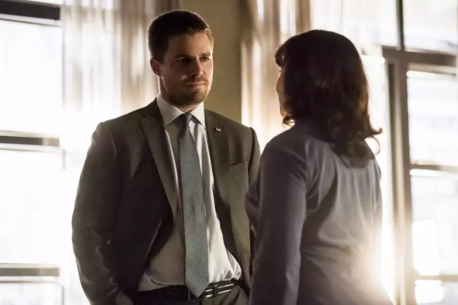 Arrow - galeria zdjęć - filmweb