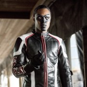 Echo Kellum w Arrow