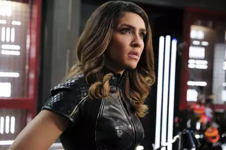Arrow - galeria zdjęć - filmweb