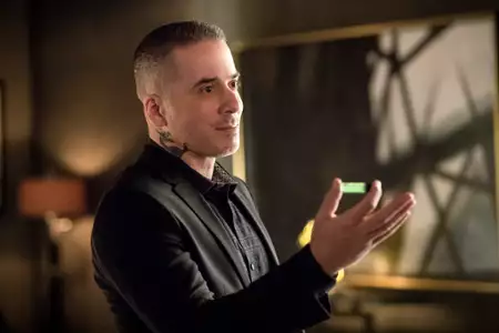 Arrow - galeria zdjęć - filmweb