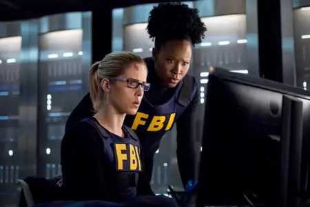 Arrow - galeria zdjęć - filmweb