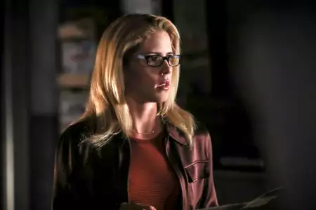 Arrow - galeria zdjęć - filmweb