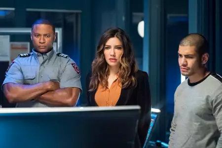 Arrow - galeria zdjęć - filmweb