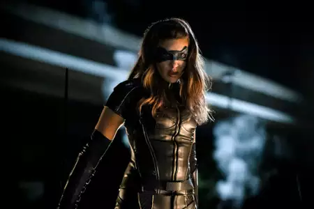 Arrow - galeria zdjęć - filmweb