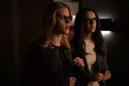 Arrow - galeria zdjęć - filmweb