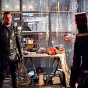 Arrow - galeria zdjęć - filmweb