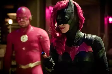 Arrow - galeria zdjęć - filmweb