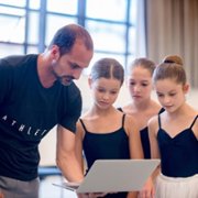 The Heart Dances - The Journey of the Piano: The Ballet - galeria zdjęć - filmweb