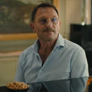 Fall for Me - galeria zdjęć - filmweb