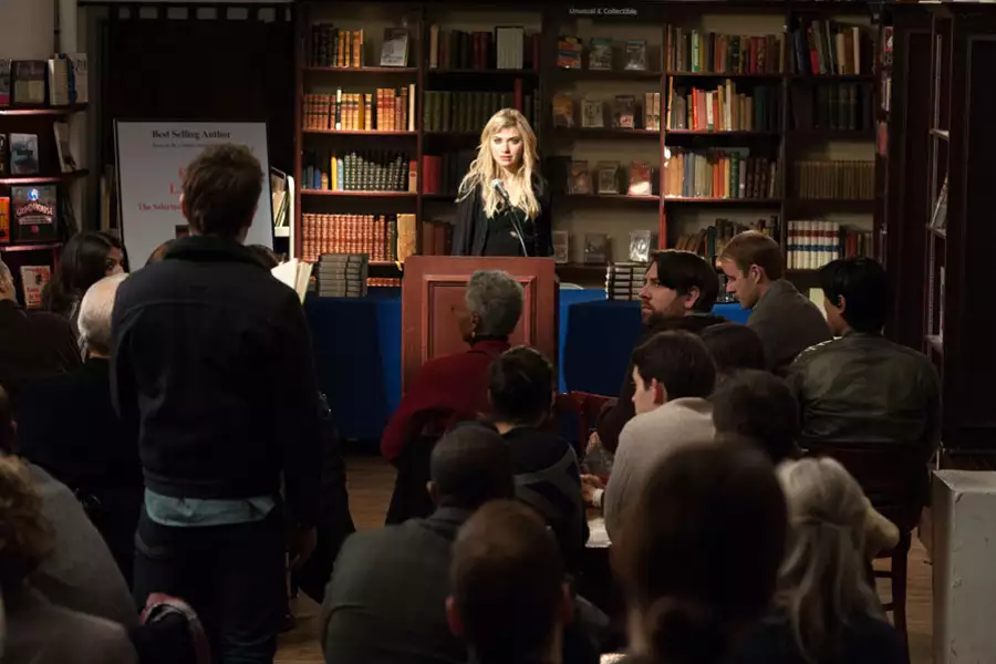 Ten niezręczny moment - galeria zdjęć - filmweb