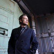 Revolution - galeria zdjęć - filmweb