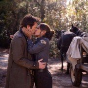 Revolution - galeria zdjęć - filmweb