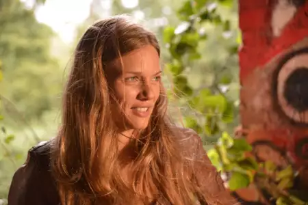 Revolution - galeria zdjęć - filmweb