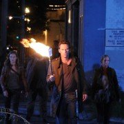 Revolution - galeria zdjęć - filmweb