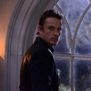Revolution - galeria zdjęć - filmweb