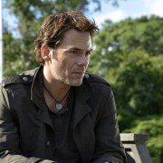 Revolution - galeria zdjęć - filmweb