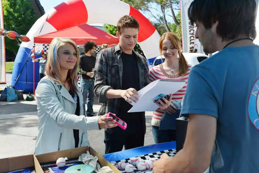 Switched at Birth - galeria zdjęć - filmweb