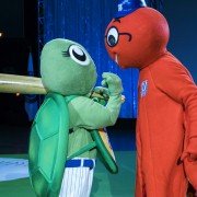 Mascots - galeria zdjęć - filmweb