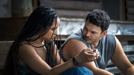 Watching You - galeria zdjęć - filmweb