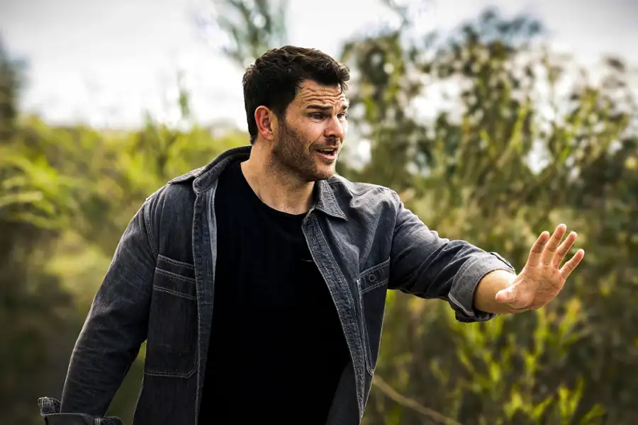 Watching You - galeria zdjęć - filmweb