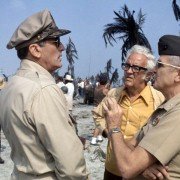 MacArthur - galeria zdjęć - filmweb