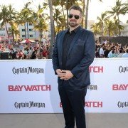 Baywatch. Słoneczny patrol - galeria zdjęć - filmweb