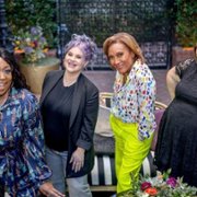Turning the Tables with Robin Roberts - galeria zdjęć - filmweb