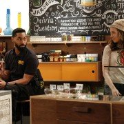 Disjointed - galeria zdjęć - filmweb