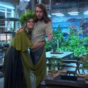 Disjointed - galeria zdjęć - filmweb