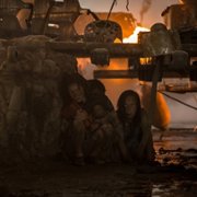 Tides - galeria zdjęć - filmweb