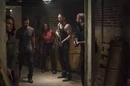 Banshee - galeria zdjęć - filmweb