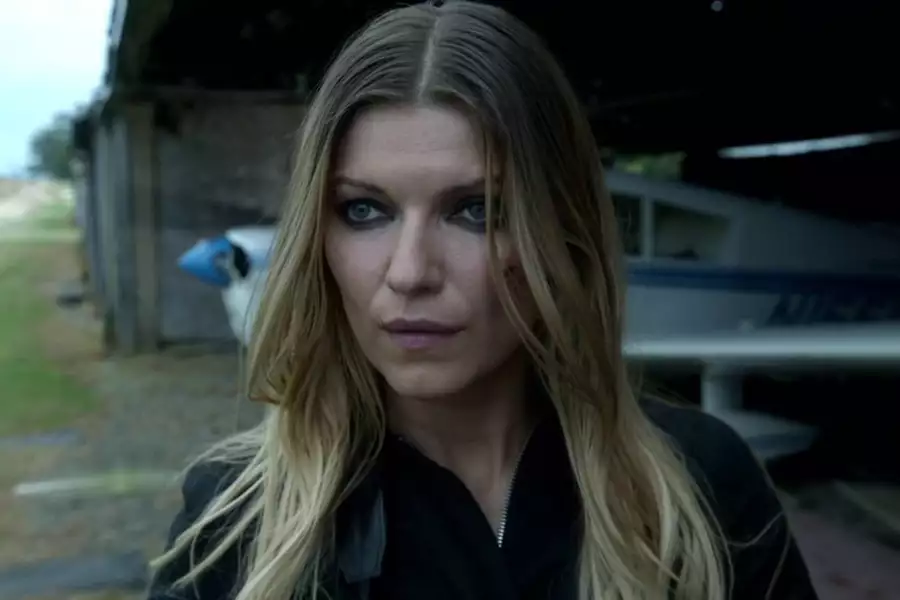 Banshee - galeria zdjęć - filmweb