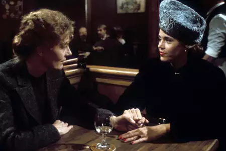 Julia - galeria zdjęć - filmweb
