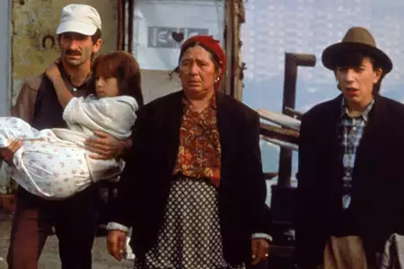 Czas Cygan&oacute;w - galeria zdjęć - filmweb