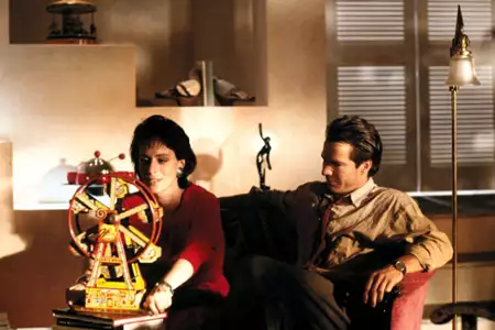Zmarły w chwili przybycia - galeria zdjęć - filmweb