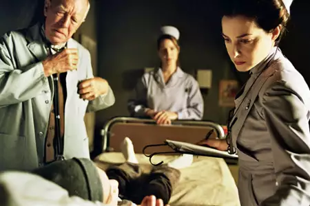 Oskar i pani R&oacute;ża - galeria zdjęć - filmweb