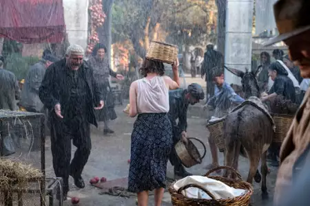 Durrellowie - galeria zdjęć - filmweb