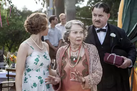Durrellowie - galeria zdjęć - filmweb