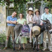 The Durrells - galeria zdjęć - filmweb