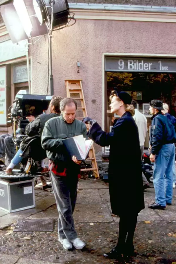 Światło w mroku - galeria zdjęć - filmweb